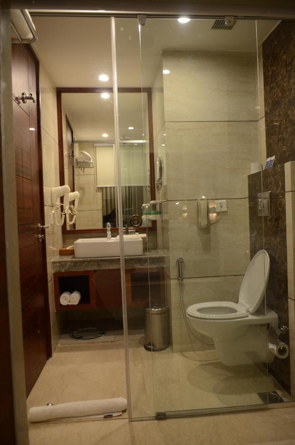 Viraj Sarovar Portico Jammu Exteriör bild