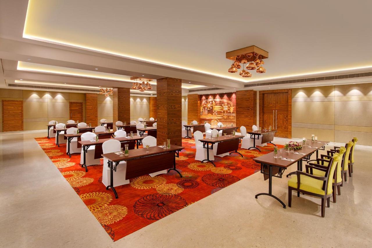Viraj Sarovar Portico Jammu Exteriör bild
